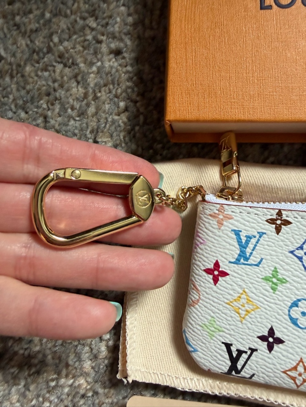 Louis Vuitton Murakami White Multicolor Monogram Key Pouch with Gold Hardware - Picture 3 of 9